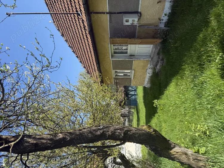 Casă cu 6 camere în Toplița
