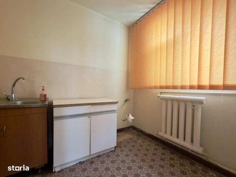 Apartament cu 2 camere semidecomandat în Obor