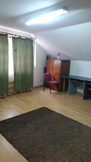 Apartament cu 2 camere semidecomandat în Bucșinescu
