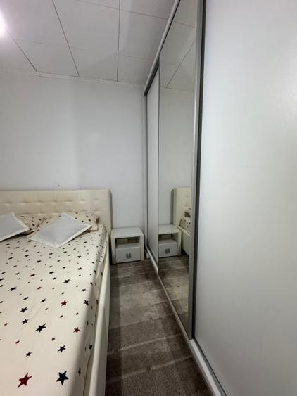 Apartament cu 2 camere semidecomandat, mobilat în Mărgeanului