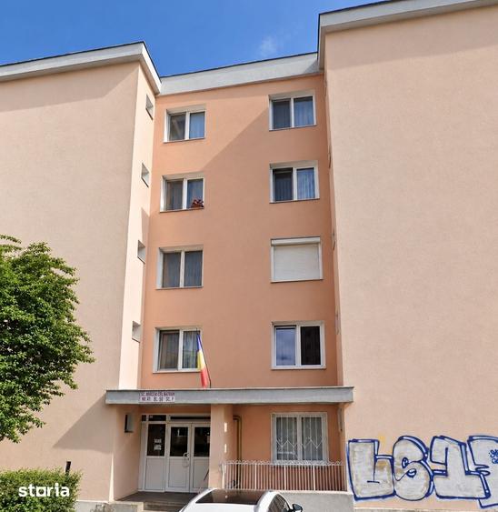 Apartament cu 3 camere în Central