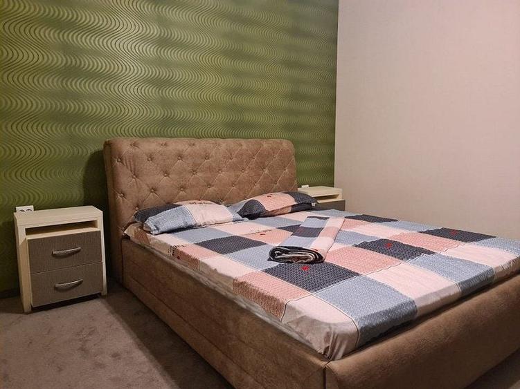 Casă individuală cu 7 camere cu Canalizare în Micro 40