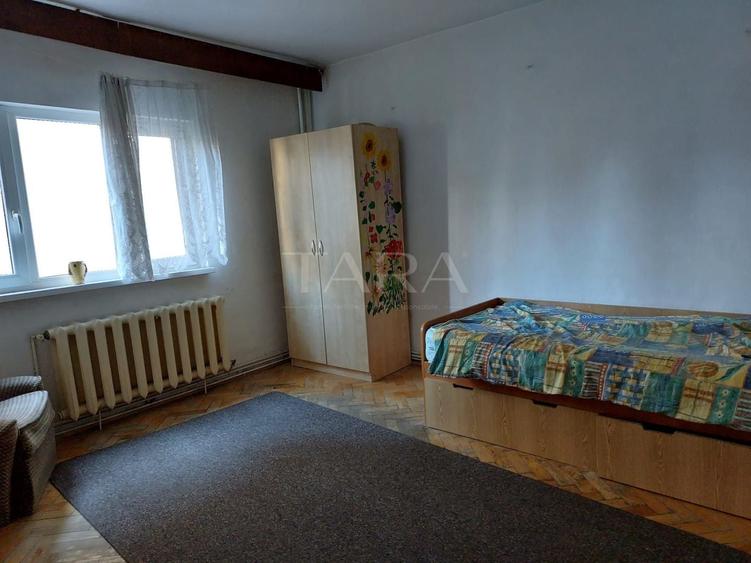 Apartament cu 3 camere decomandat, mobilat în Mănăștur