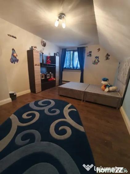 Casă cu 4 camere cu Teren 2600 Mp în Horodnic
