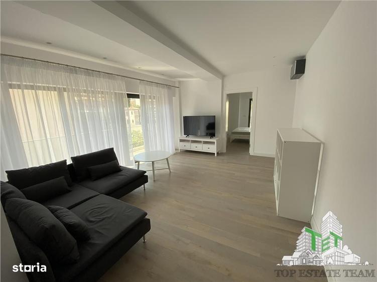 Apartament cu 3 camere în Victoriei