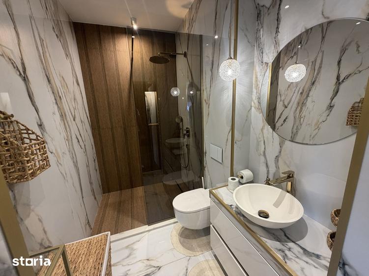 Apartament cu 4 camere în Unirii