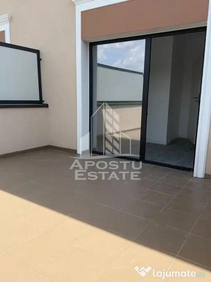 Casă cu 4 camere cu Teren 320 Mp în Ghiroda