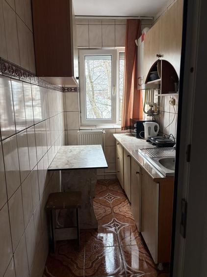 Apartament cu 2 camere semidecomandat în Exterior Vest