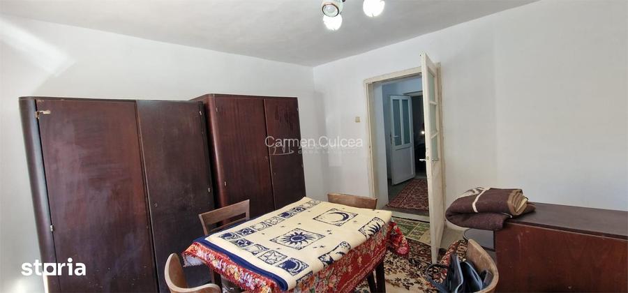 Resita Casa in Duplex Zona Judecatorie Comision 0% Cumparator
