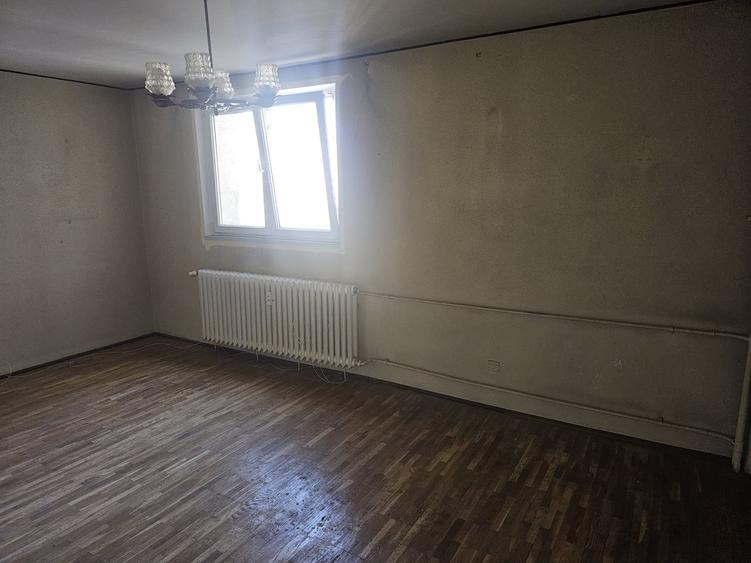 Garsonieră decomandată în Bucur Obor