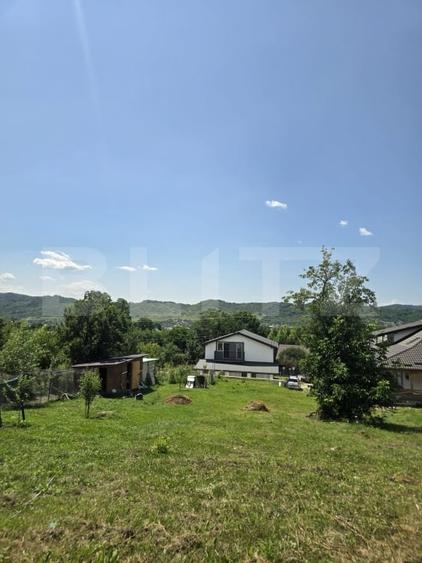 Casă individuală cu 4 camere cu Teren 1458 Mp în Pucioasa