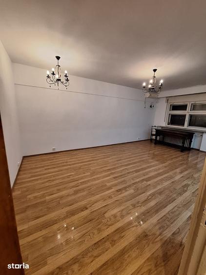 Apartament cu 3 camere în Cișmigiu