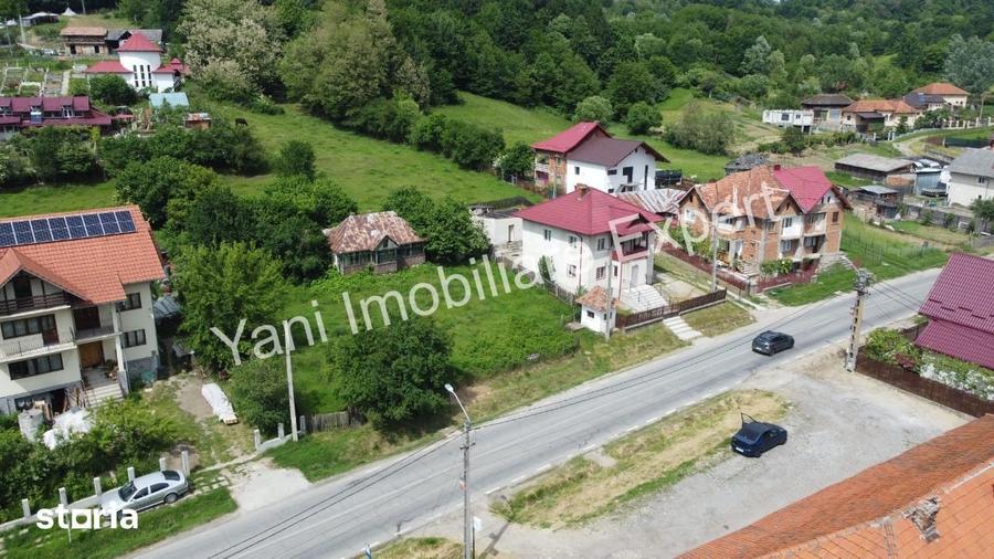 Teren de 5500 mp, în Valea Iașului