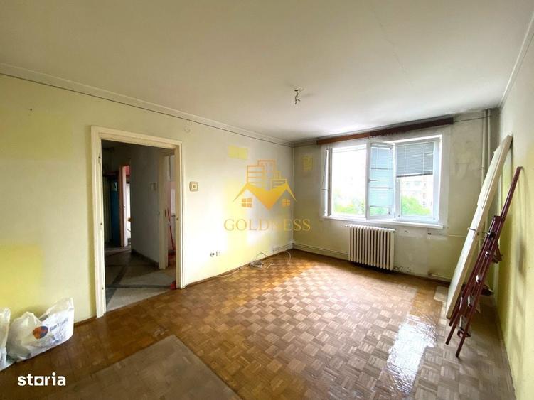 Apartament 2 camere decomandate orientat Sud, et 3/4, P-ta M. Viteazu! - 4