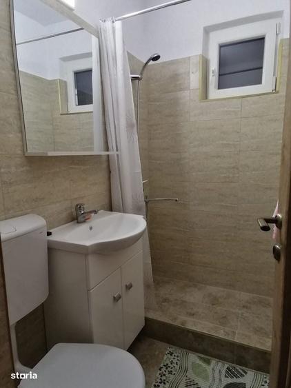 Apartament cu 2 camere semidecomandat în Vitrometan