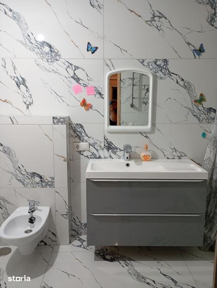 Casă cu 4 camere cu Teren 1407 Mp în Central