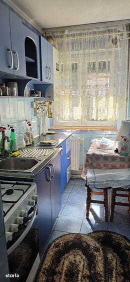 Apartament cu 2 camere nedecomandat în George Enescu