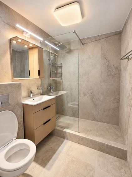 Apartament cu 3 camere semidecomandat, mobilat în Gorjului