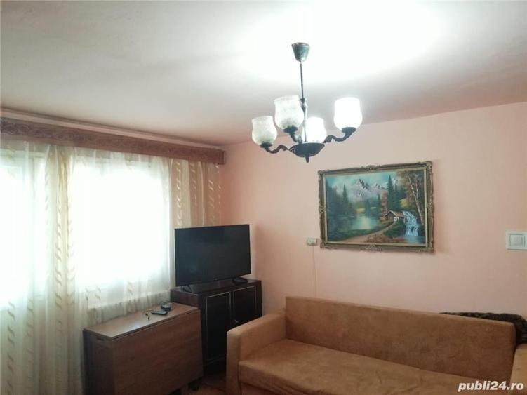 Apartament cu 2 camere nedecomandat în Cetate