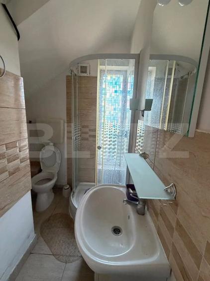 Apartament cu o camera si terasa, curte comuna, Zona Steaua - 275 euro - 2