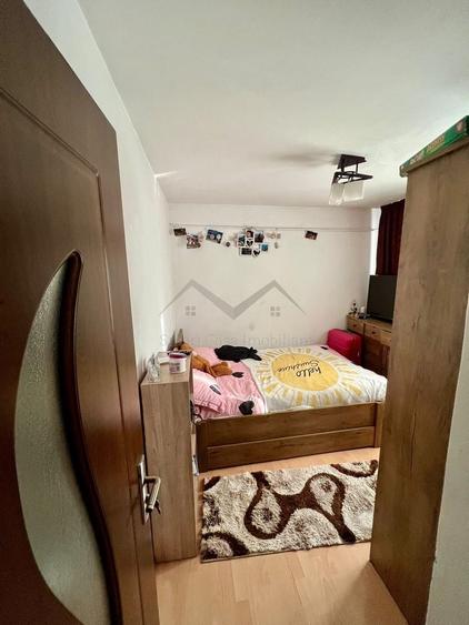 Apartament cu 2 camere decomandat în Nicolina
