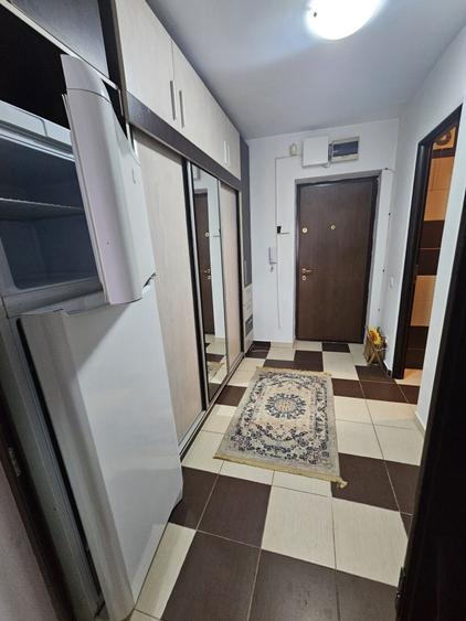 Garsonieră decomandată, mobilată în Basarabia