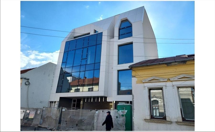 Birou, de 450 mp, în Mărăști
