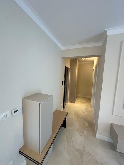 Apartament cu 2 camere decomandat în Lipovei