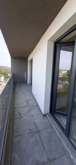 Apartament cu 2 camere decomandat în Tomis Plus