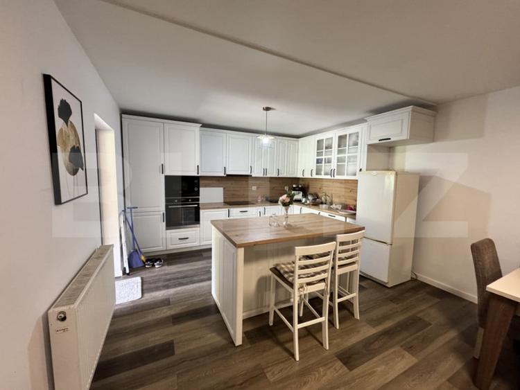 Casă cu 4 camere cu Teren 2800 Mp în Guruslău