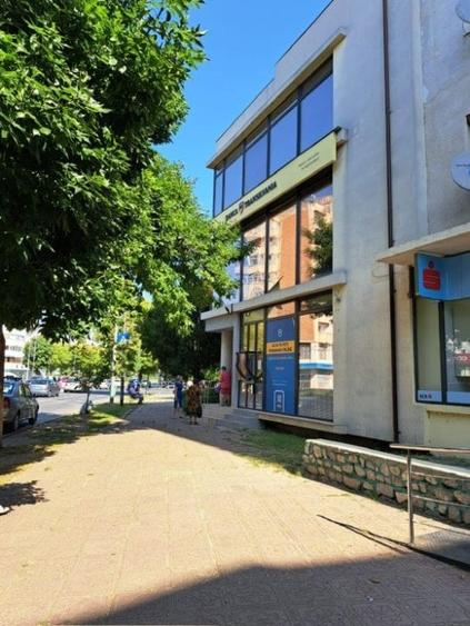 Spațiu comercial, de 360 mp, în Farfuria