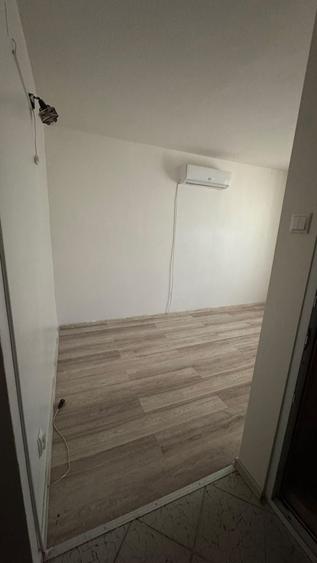 Garsonieră decomandată în Vitan