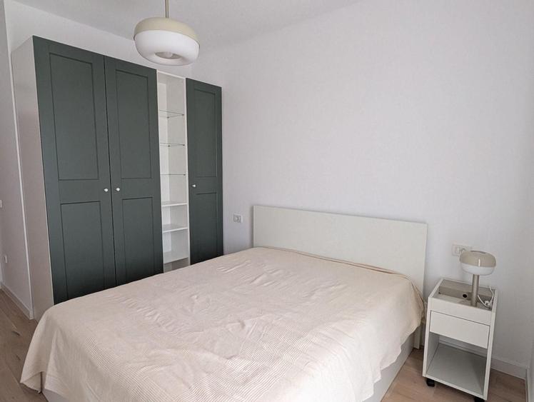 Apartament cu 2 camere decomandat, mobilat în Central