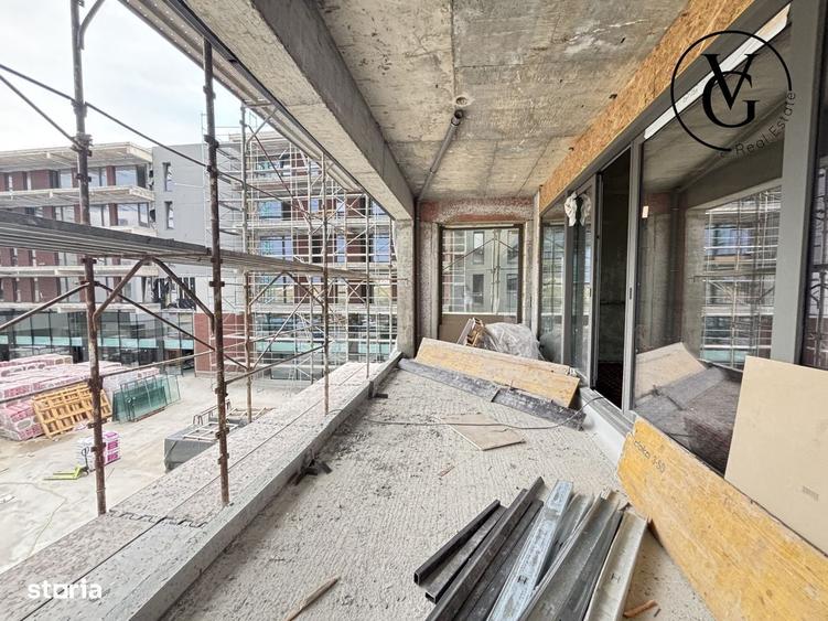 Apartament cu 4 camere decomandat în Central
