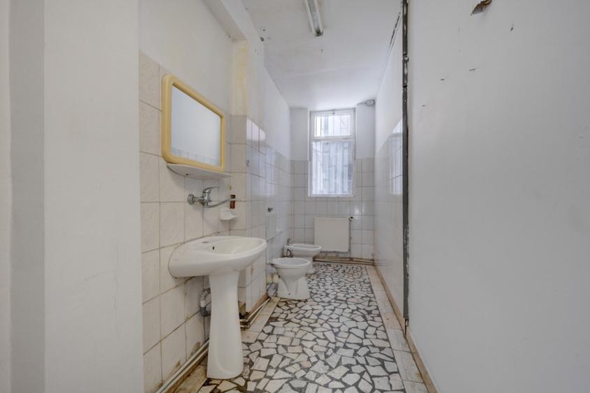 Spațiu comercial, de 51 mp, în Viilor