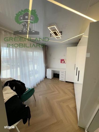 Casă cu 4 camere cu Teren 450 Mp în Bucium