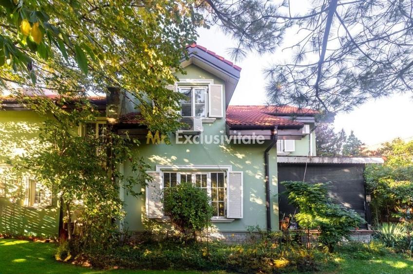 Casă individuală cu 3 camere cu Canalizare în Central
