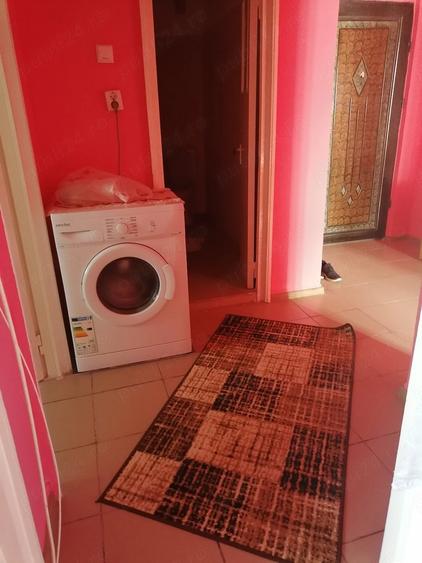 Garsonieră decomandată în Viziru 1