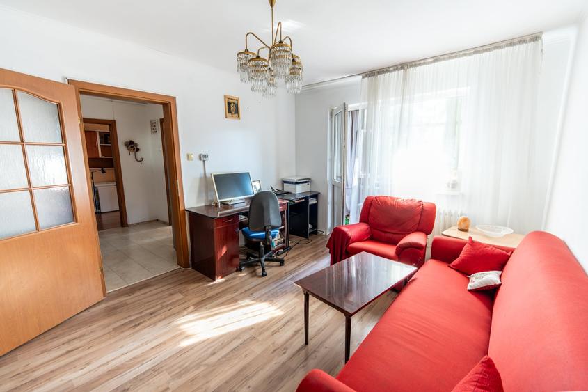 Apartament cu 3 camere semidecomandat în Mănăștur