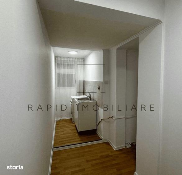 Apartament cu 3 camere decomandat în Micro 13