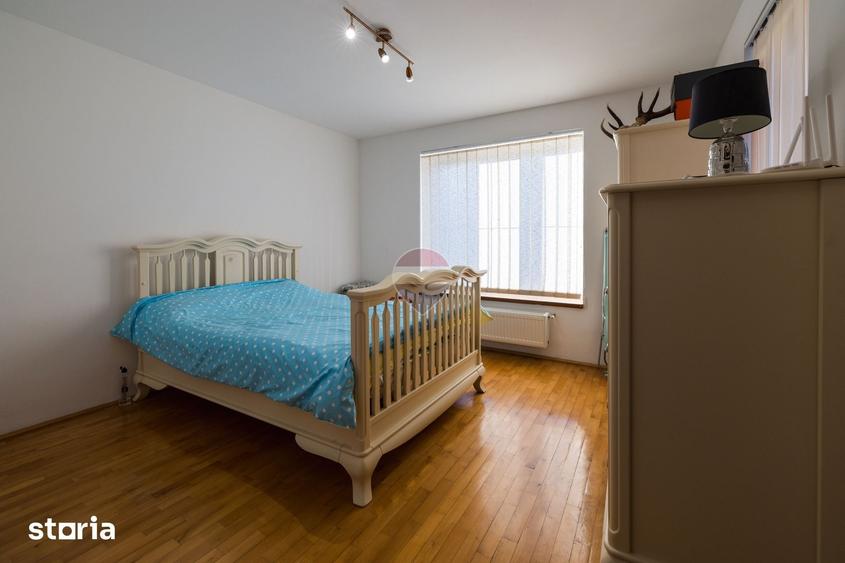 Casă cu 4 camere cu Teren 700 Mp în Bunloc