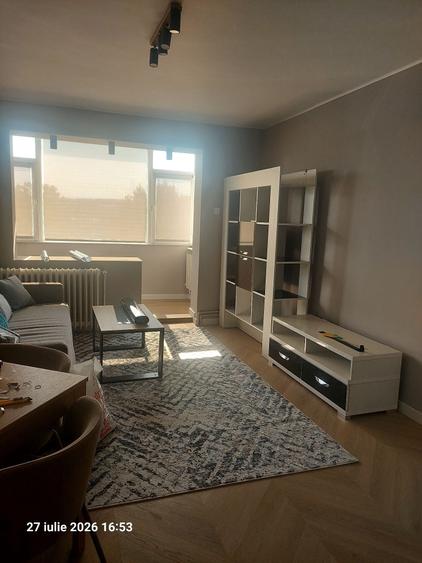 Apartament cu 2 camere decomandat în Primăverii