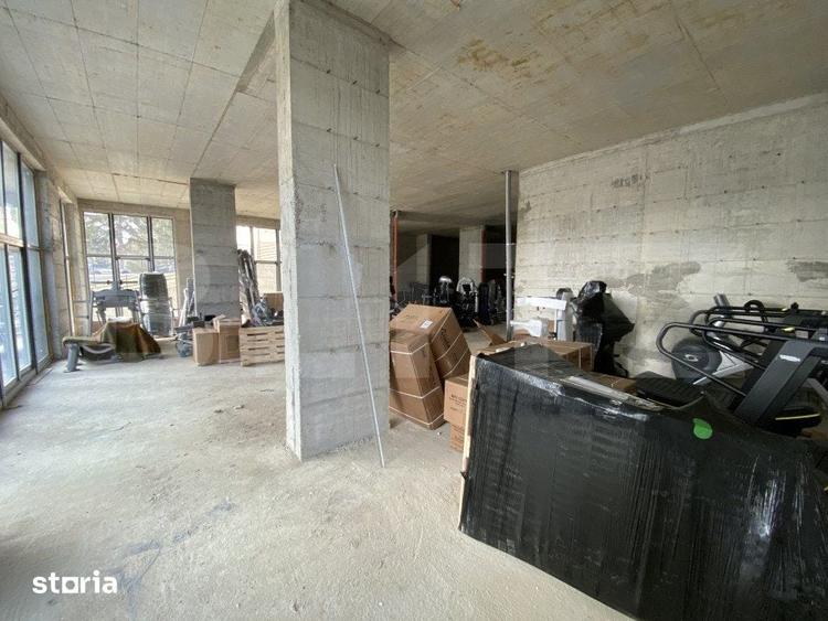 Spațiu comercial, de 314.3 mp, în Central