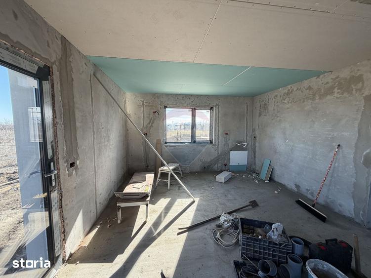 Casă cu 4 camere cu Teren 497 Mp în Câmpineanca
