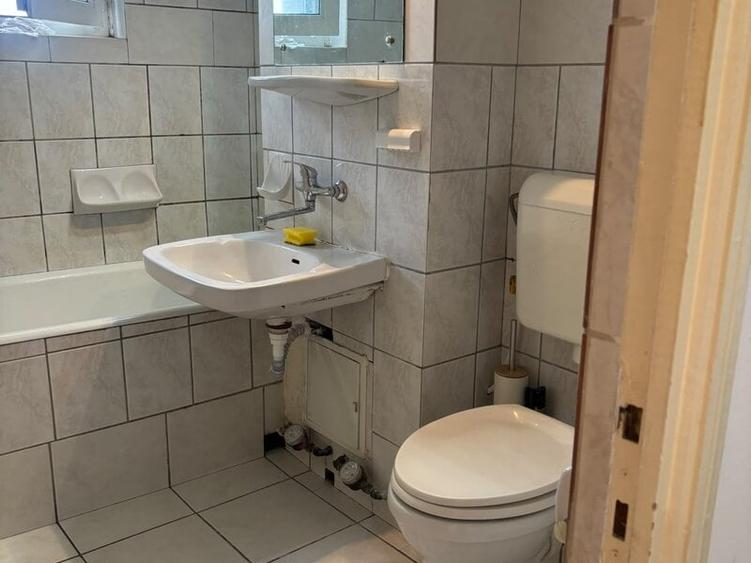 Apartament cu 2 camere decomandat în Aviației