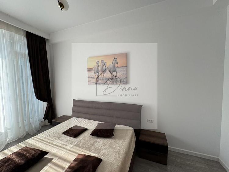 Apartament cu 3 camere decomandat, mobilat în Central