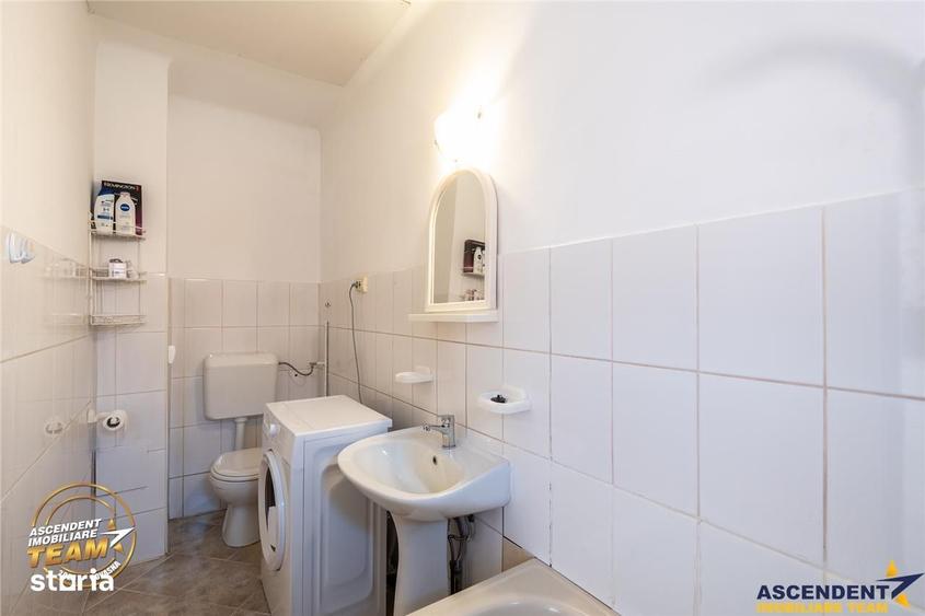 Casă cu 2 camere cu Teren 186 Mp în Simeria