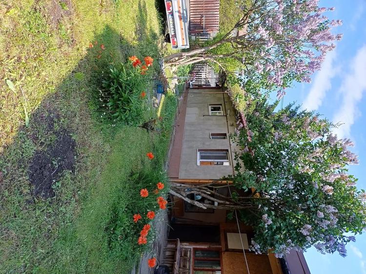 Casă cu Teren 321 Mp în Între Lacuri