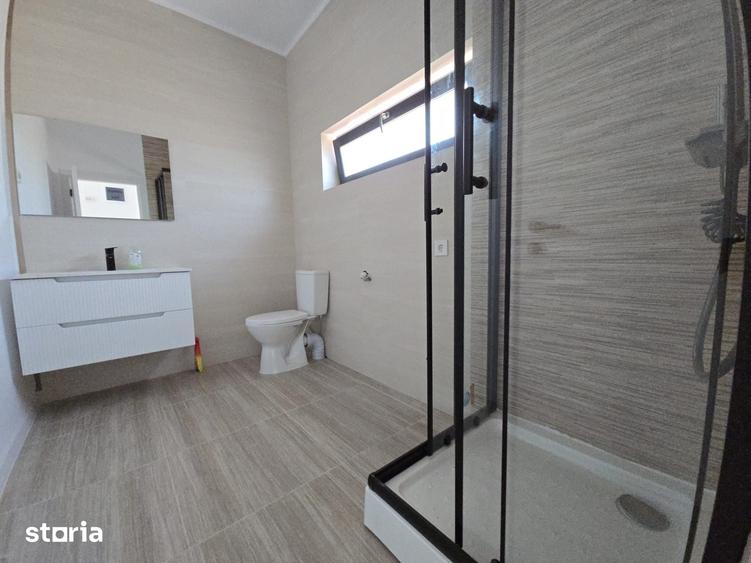 Casă cu 3 camere cu Teren 370 Mp în Berceni