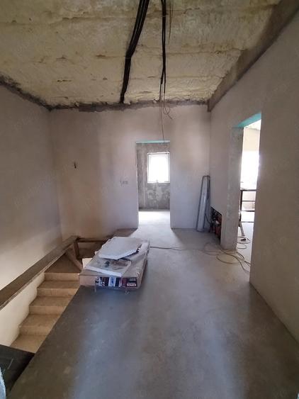 Casă cu 3 camere cu Teren 260 Mp în Giarmata